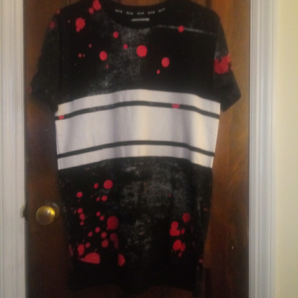 Nice Rise as 1ne tee black with red and white